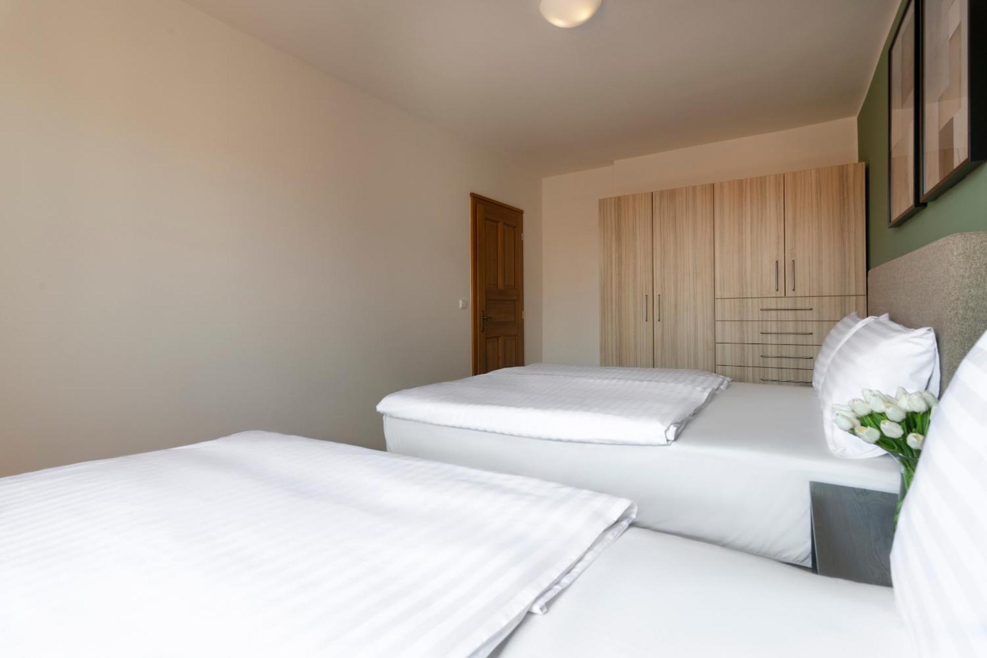 Bohemian Dreams Apartments And Suites By Dwellfort ปราก ห้อง รูปภาพ