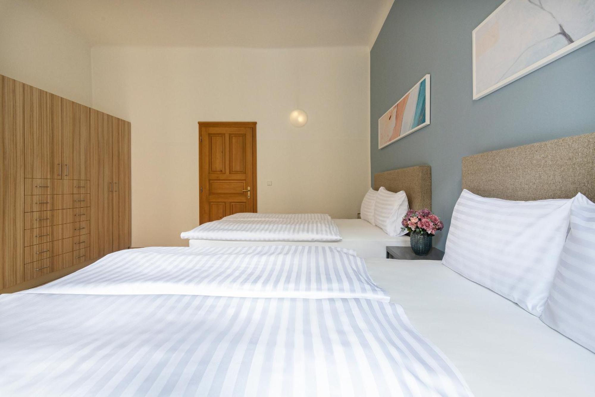 Bohemian Dreams Apartments And Suites By Dwellfort ปราก ห้อง รูปภาพ